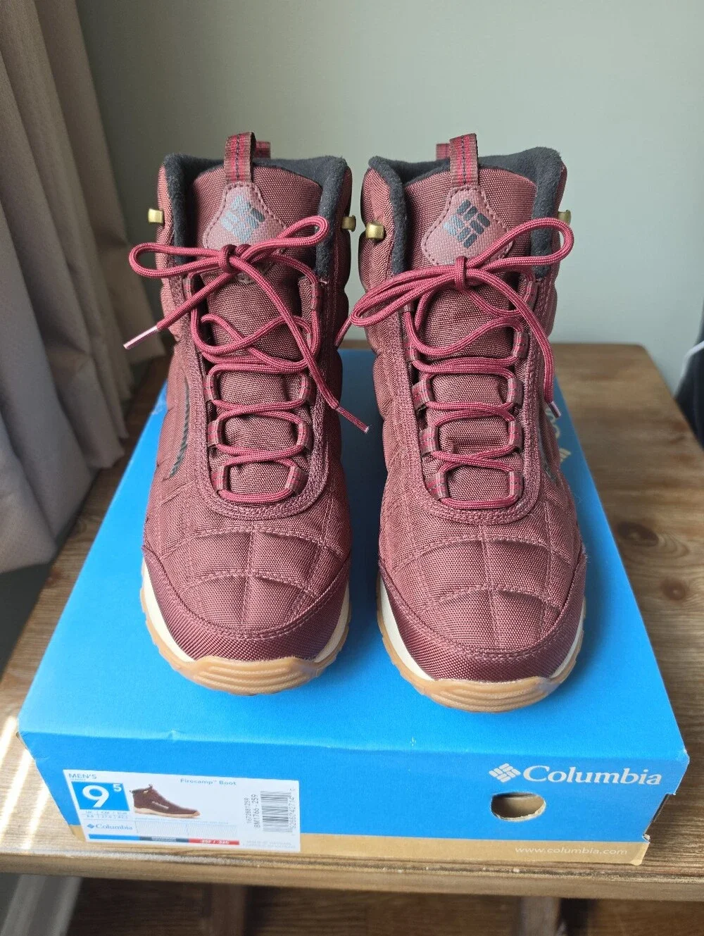 Columbia Men's 9.5 Firecamp Waterproof Winter Boot - Burgundy
